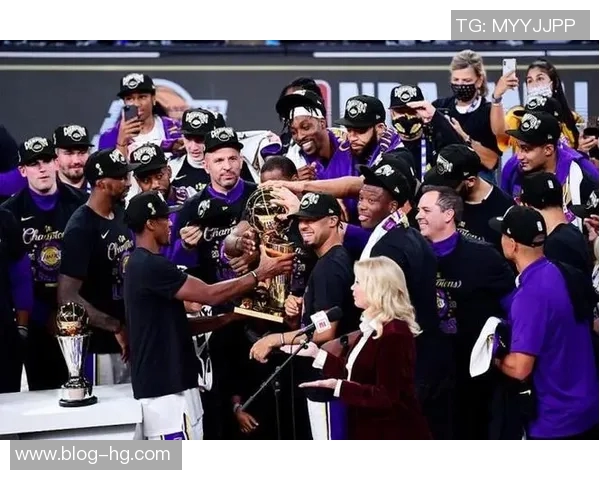 快船需借鉴2020湖人夺冠经验老将的重要性与团队配合策略